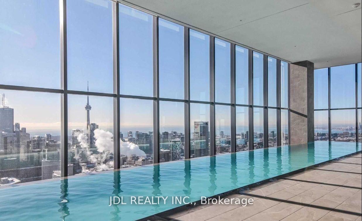 7 Grenville Street 5102, Toronto C01, ON M4Y 0E9