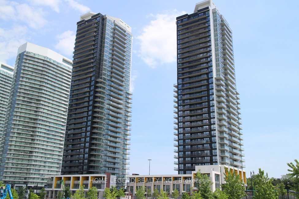 95 Mcmahon Drive 802, Toronto C15, ON M2K 0H2
