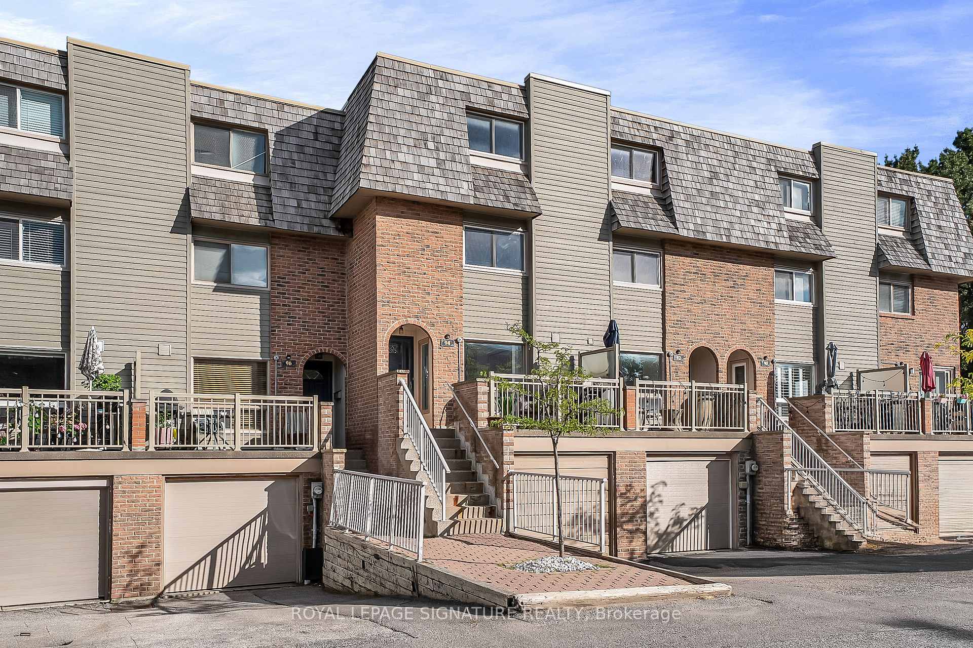94 Dutch Myrtle Way, Toronto C13, ON M3B 3K8