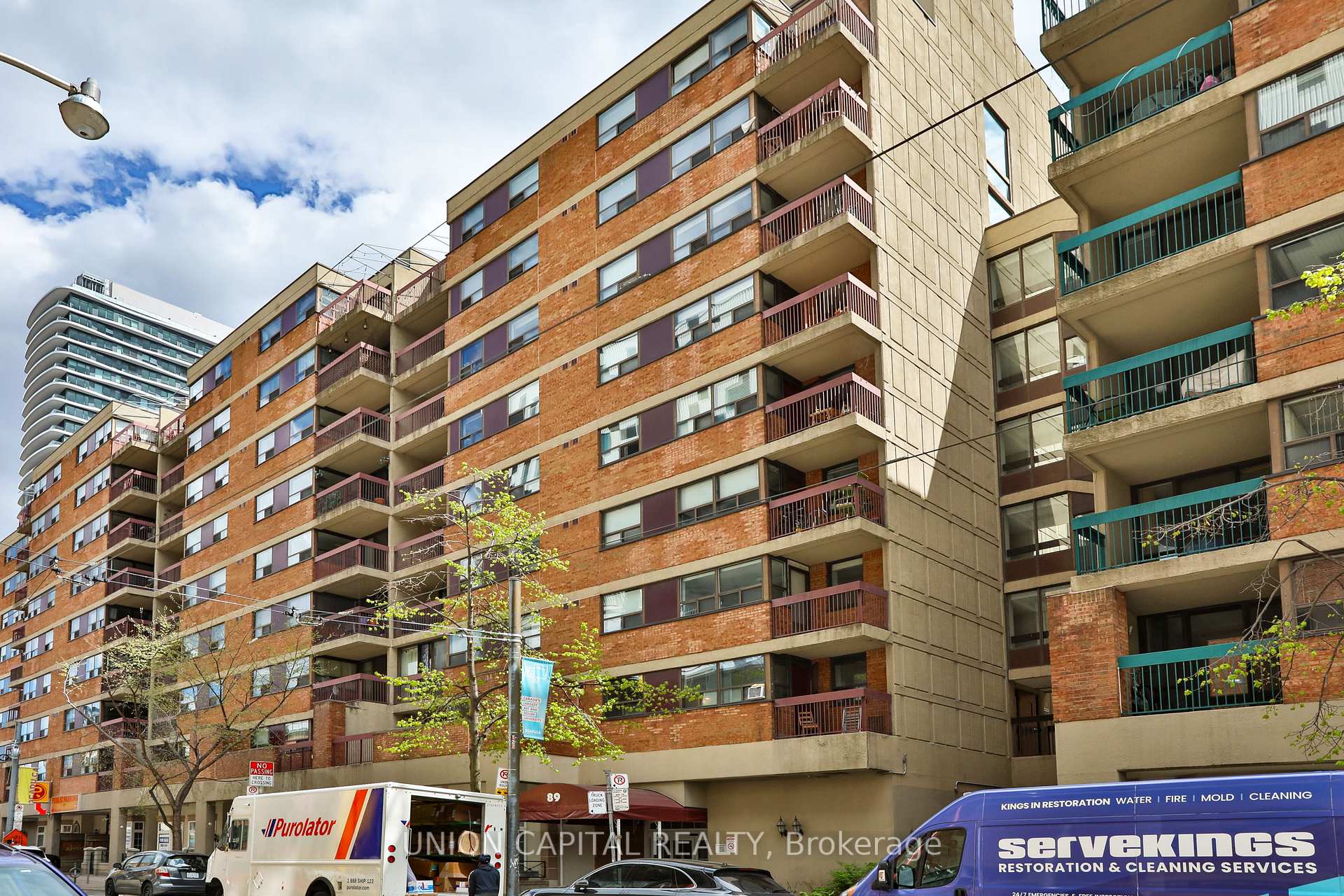 71 Mccaul Street 143, Toronto C01, ON M5T 2X1
