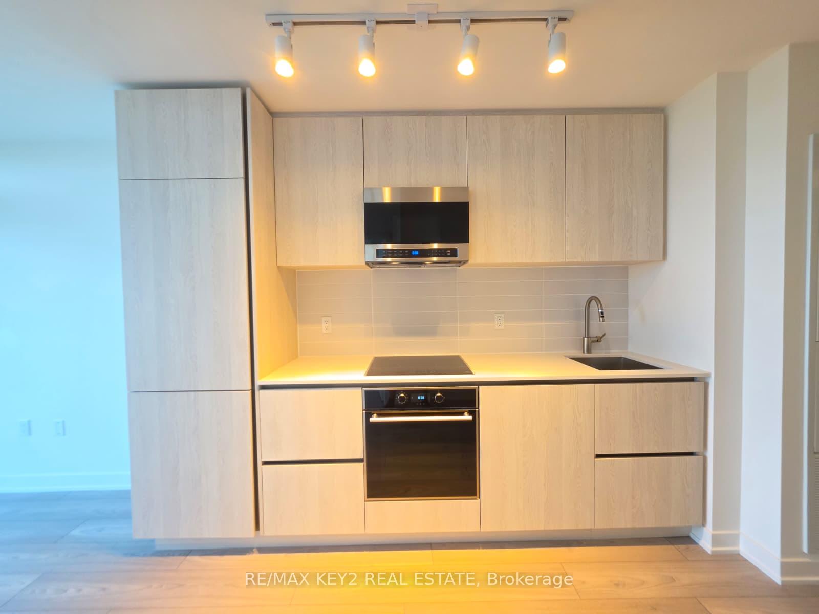 110 Broadway Avenue 2910, Toronto C10, ON M4P 0E9