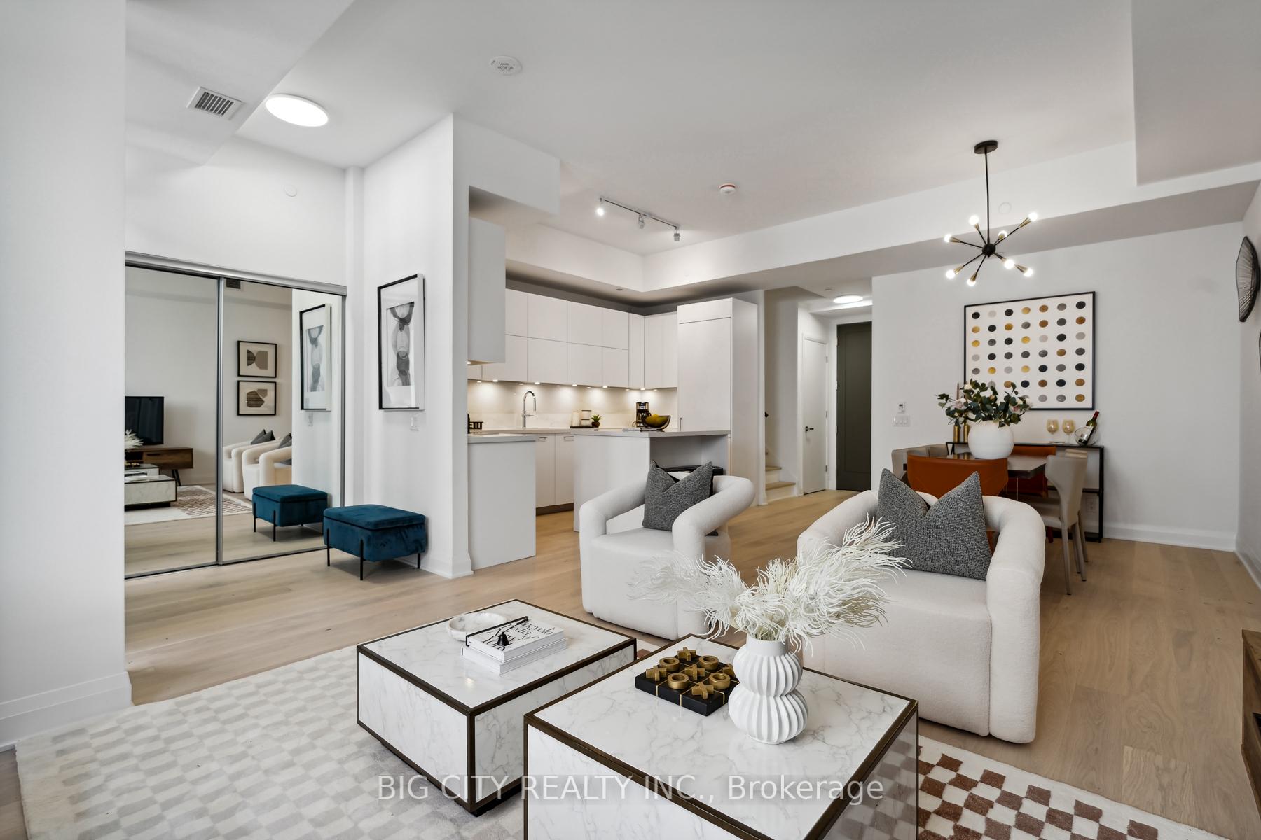 33 Frederick Todd Way TH01, Toronto C11, ON M4G 0C9