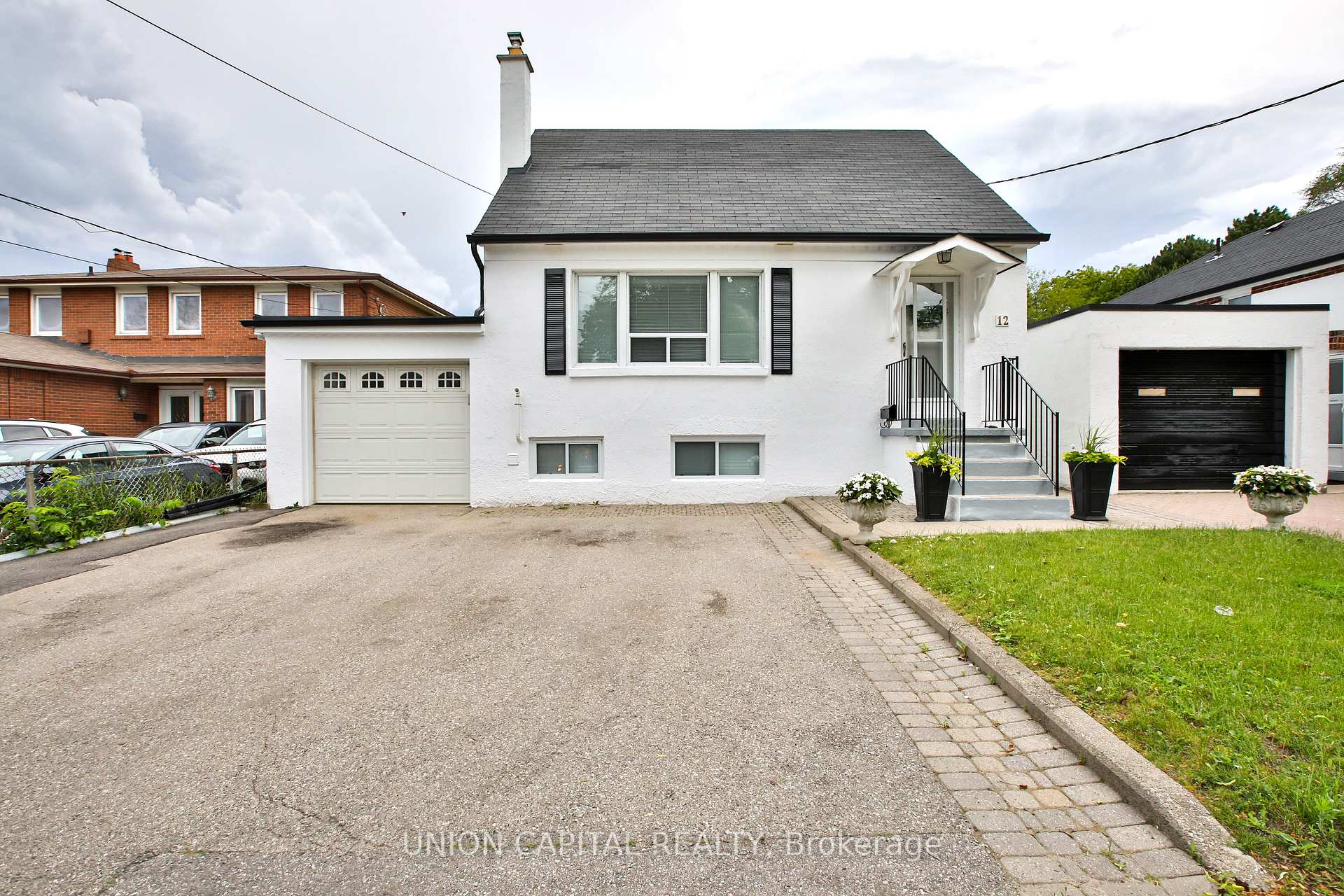 12 Newton Drive, Toronto C14, ON M2M 2M7