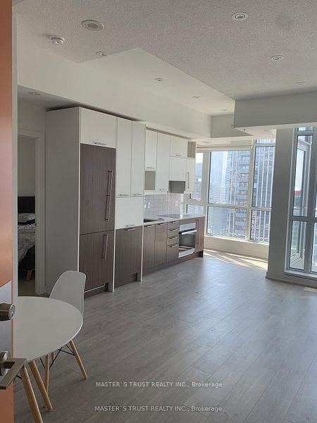 30 Nelson Street 2406, Toronto C01, ON M5V 0H5