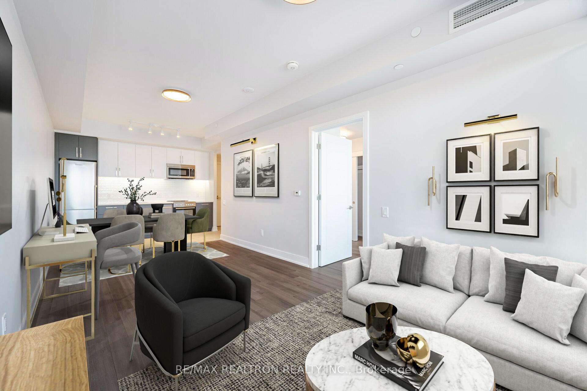 2525 Bathurst Street 811, Toronto C04, ON M6B 2Y9