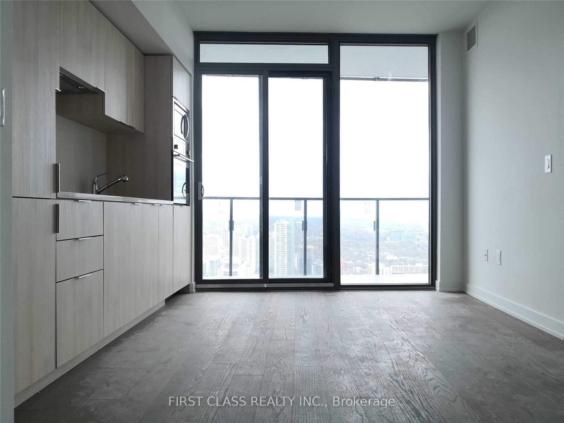 11 Wellesley Street W 4613, Toronto C01, ON M4Y 1E8