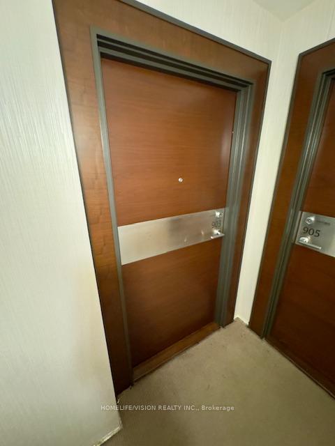 10 Capreol Court 903, Toronto C01, ON M5V 4B3