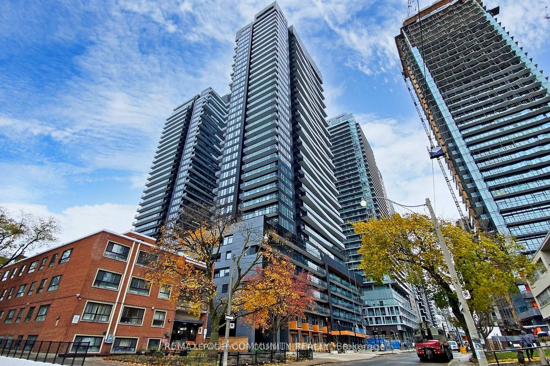 117 Broadway Avenue 1401, Toronto C10, ON M4P 1V3