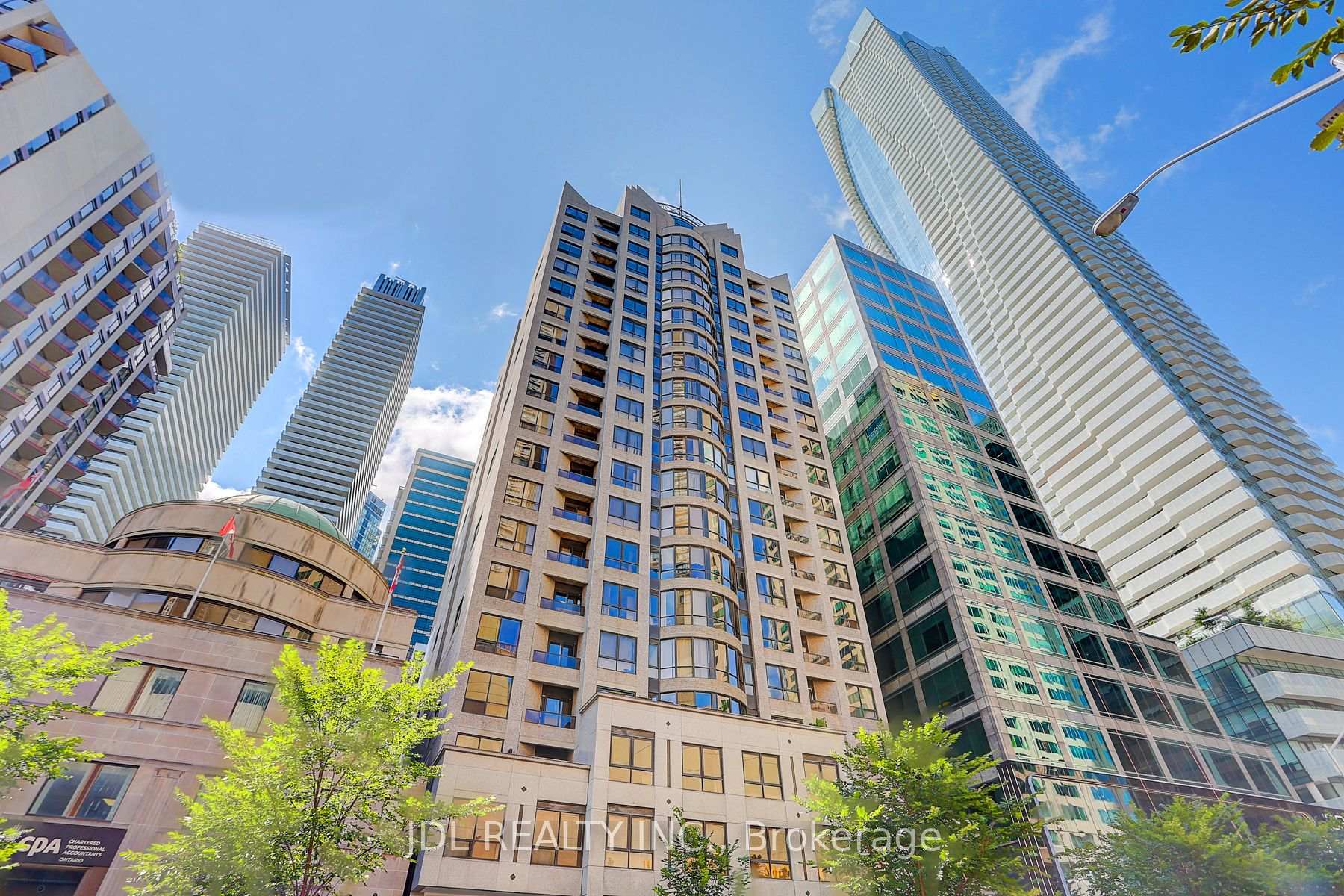 55 Bloor Street E 308, Toronto C08, ON M4W 3W6