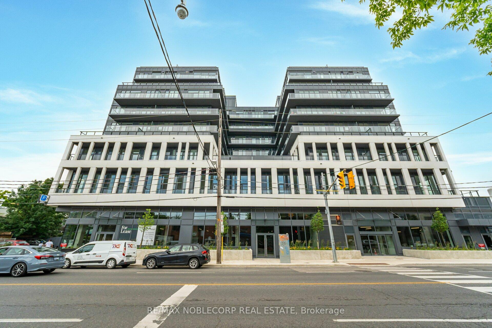 500 Dupont Street 409, Toronto C02, ON M6G 0B8