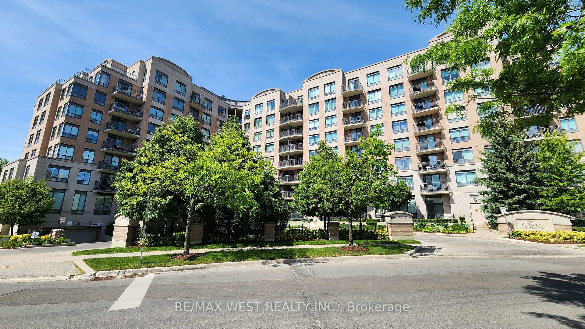 16 Dallimore Circle 403, Toronto C13, ON M3C 4C4