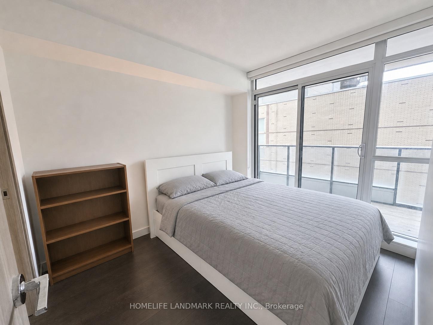 38 Widmer Street 803, Toronto C01, ON M5V 0P7