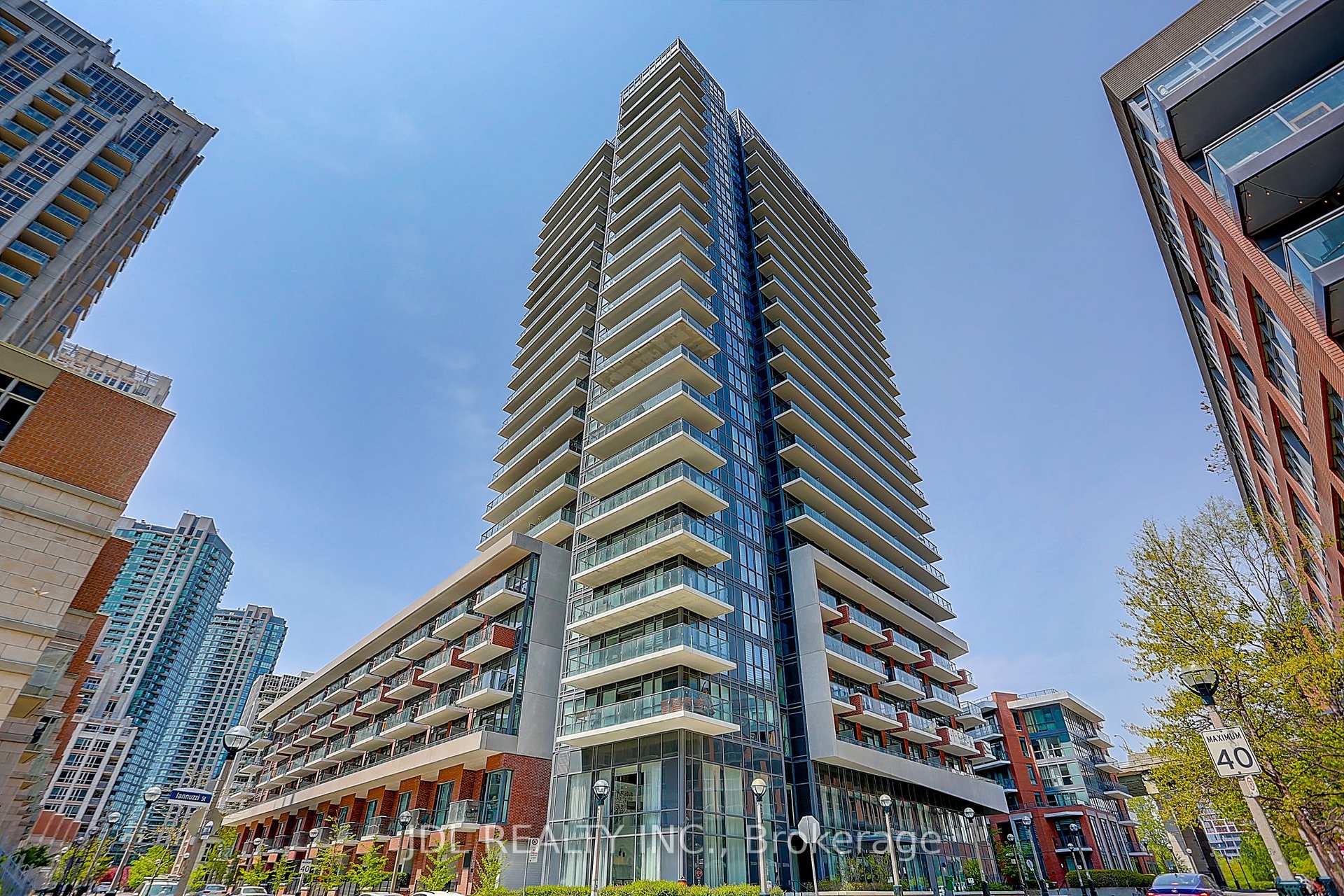 38 Iannuzzi Street 1610, Toronto C01, ON M5V 0S2