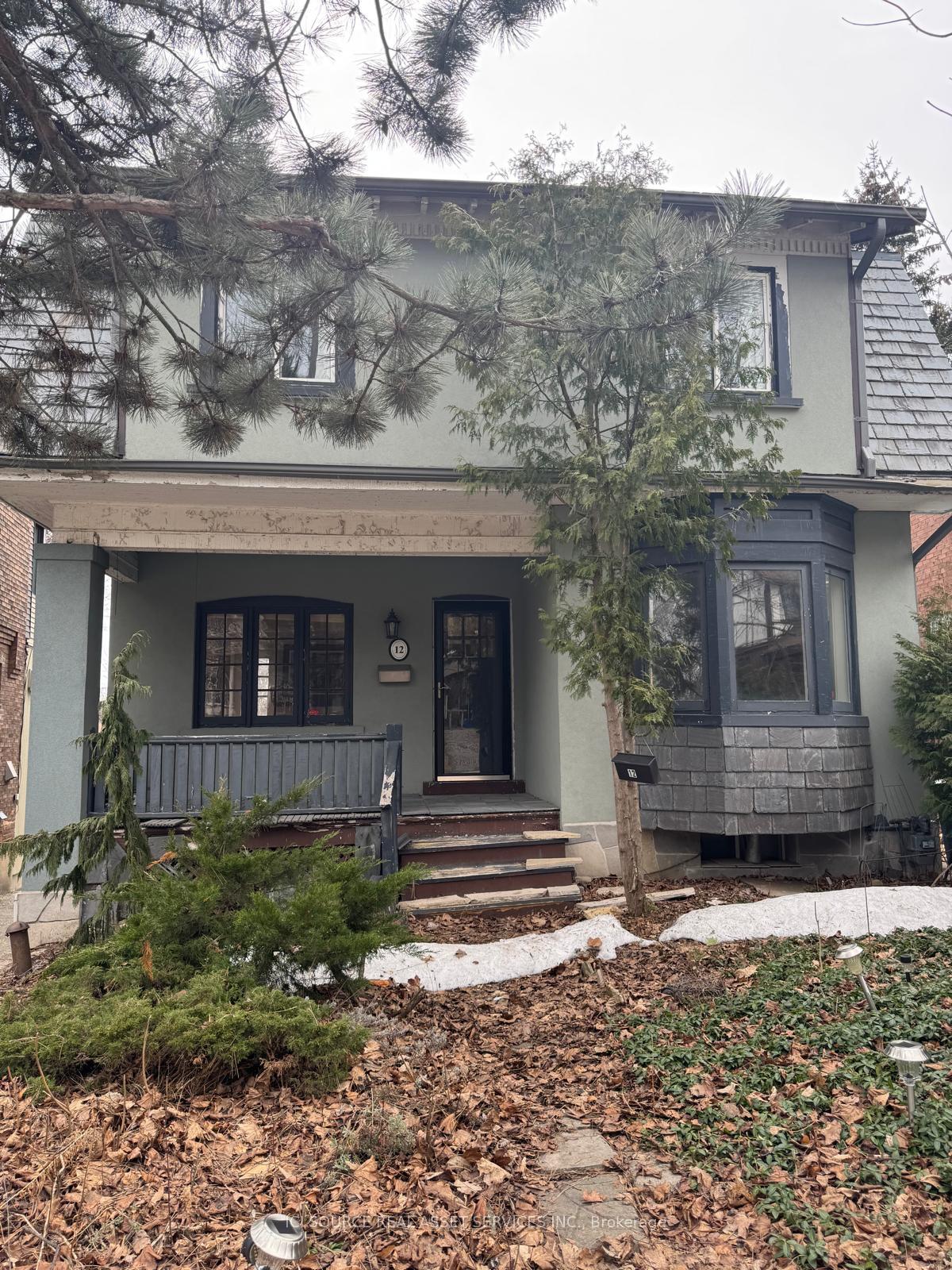 12 Oswald Crescent, Toronto C10, ON M4S 2H6