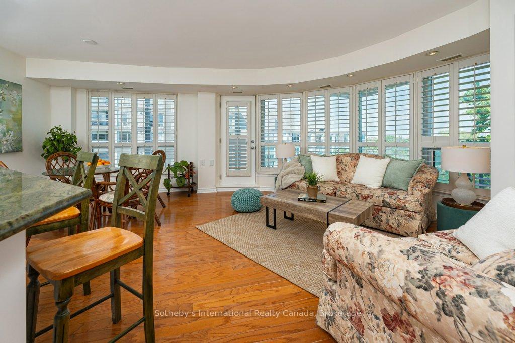 890 Sheppard Avenue W 514, Toronto C06, ON M3H 6B9