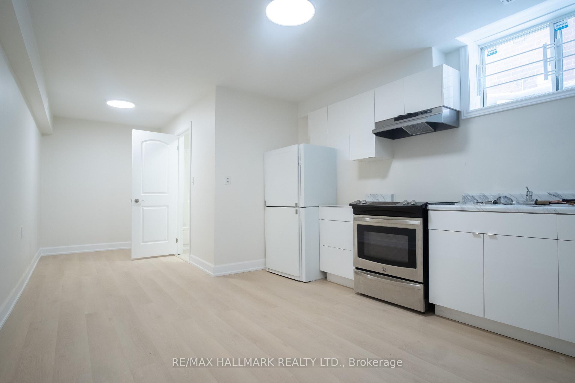 118 Fairholme Avenue Basement 1, Toronto C04, ON M6B 2W9