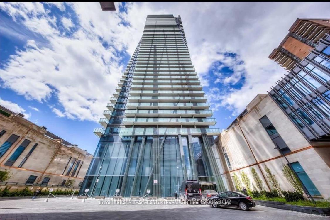 1080 Bay Street 3302, Toronto C01, ON M5S 0A5