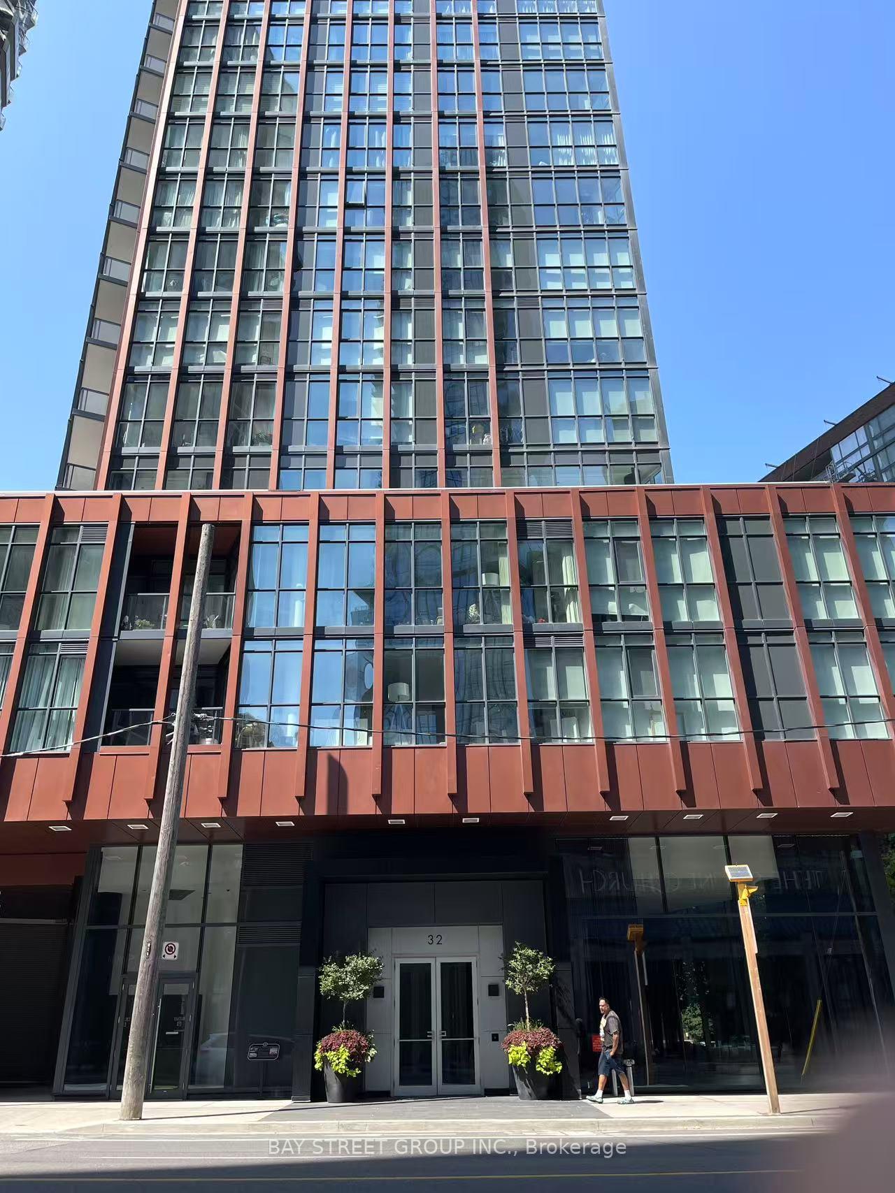 32 Davenport Road 801, Toronto C02, ON M5R 0B5