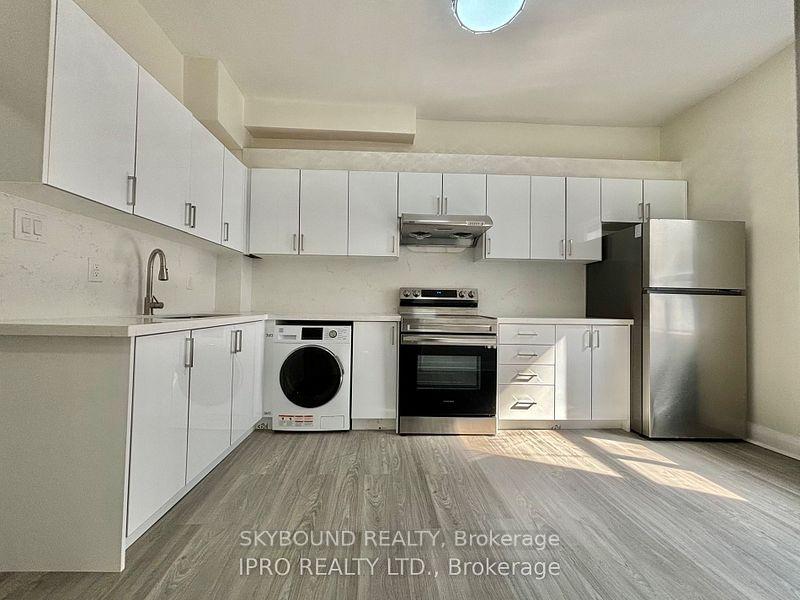 527 Queen Street W 2B, Toronto C01, ON M5V 2B4
