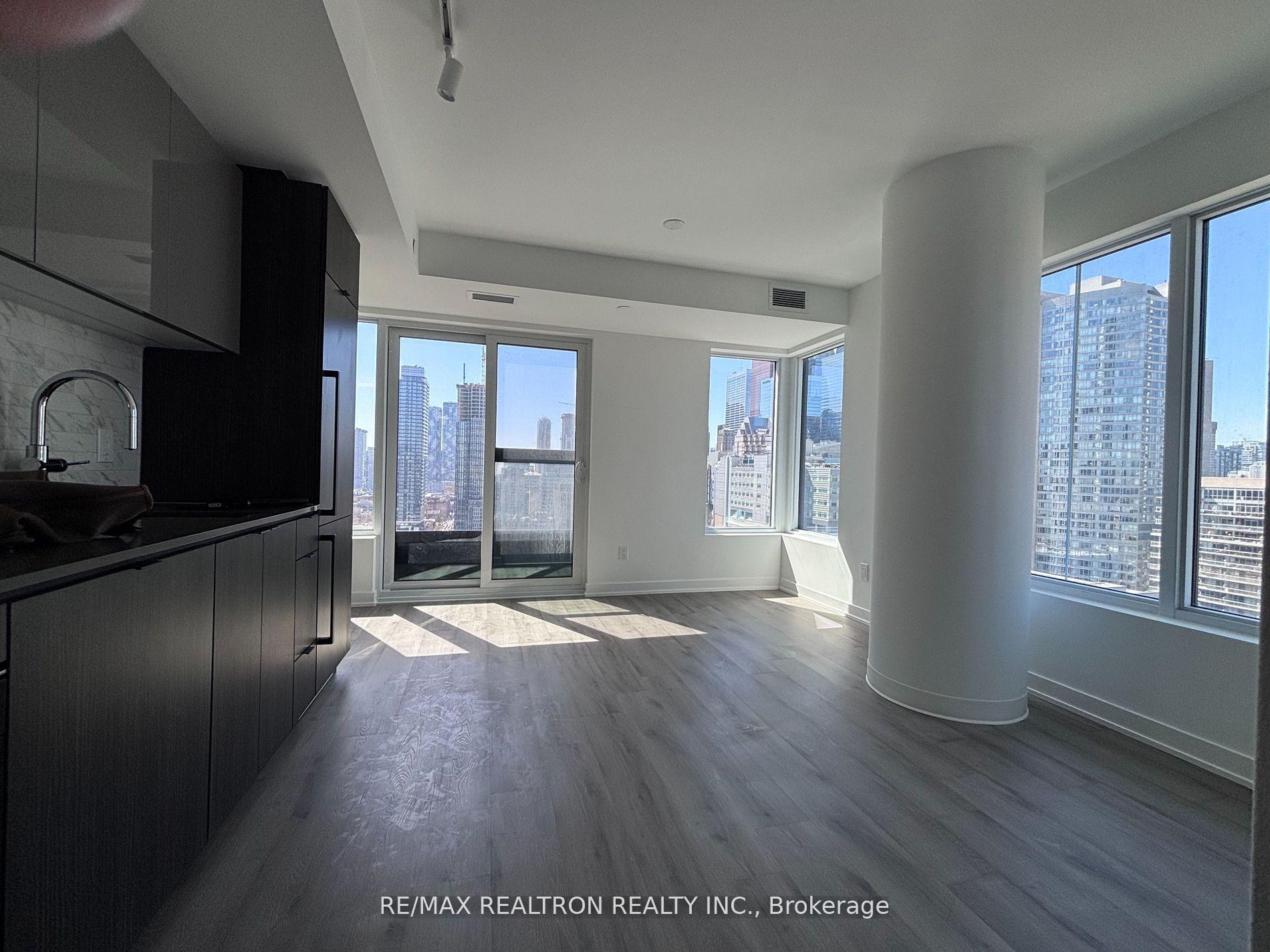 252 Church Street 2515, Toronto C08, ON M5B 0E6