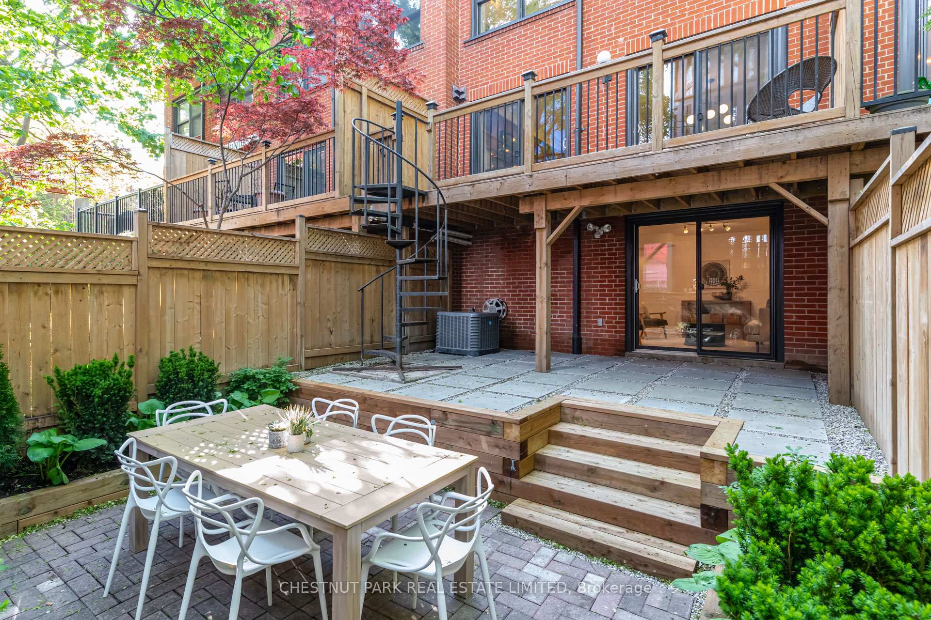 41 Spruce Street 9, Toronto C08, ON M5A 2H8