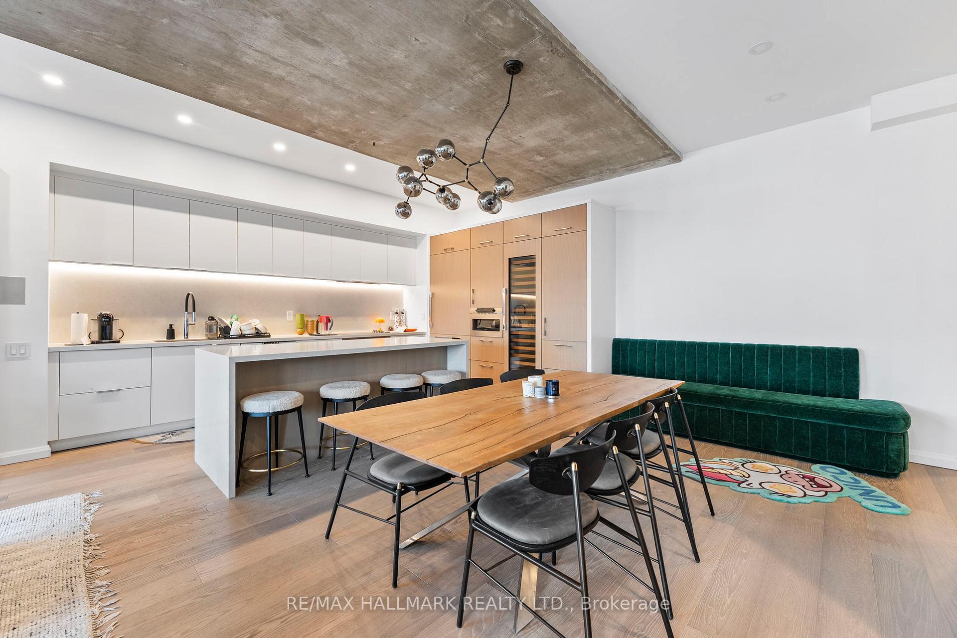 20 Stewart Street 706, Toronto C01, ON M5V 1H6