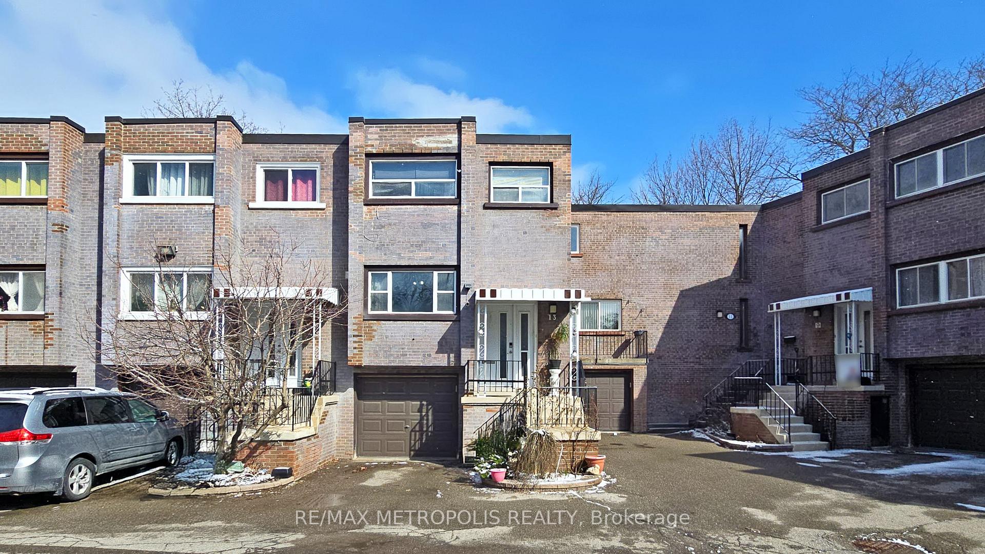 13 Candy Court Way 13, Toronto C07, ON M2R 2Y7