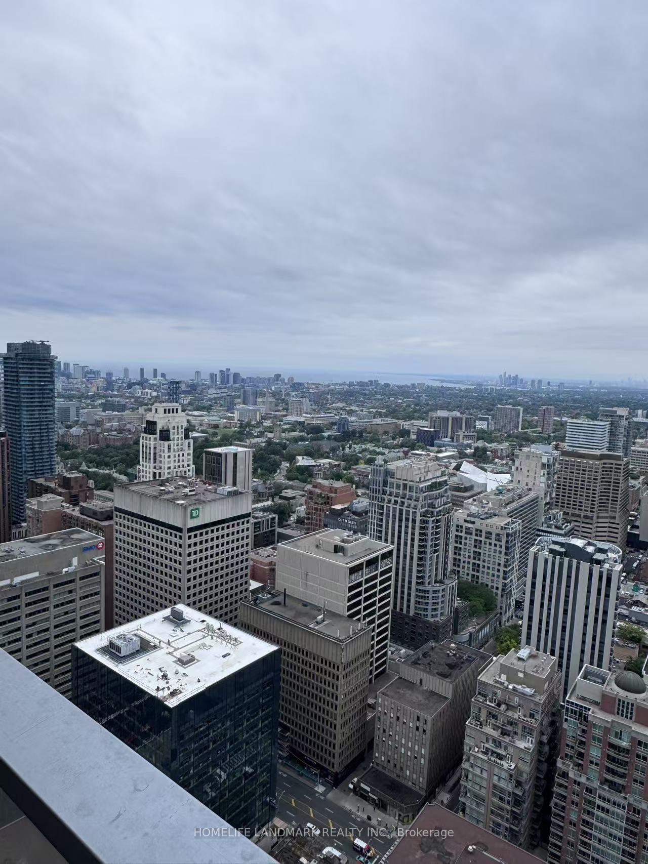11 Yorkville Avenue 4301, Toronto C02, ON M4W 1L2