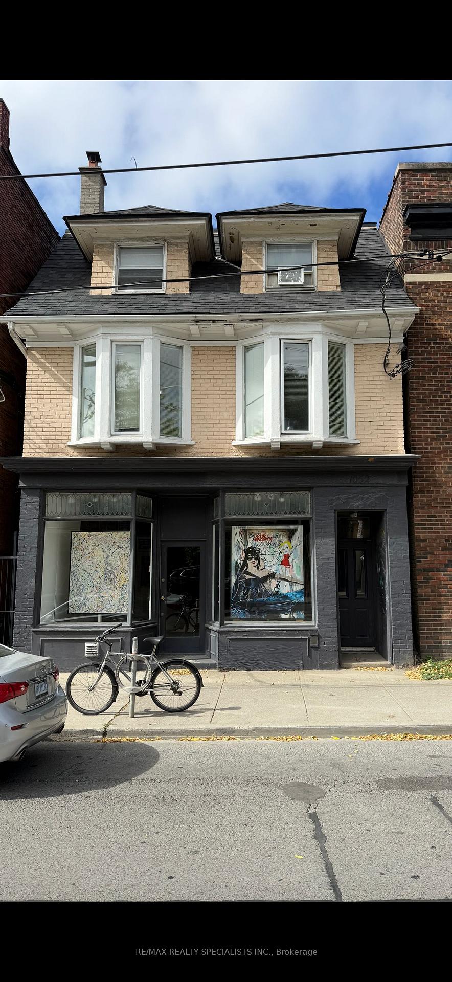 1052 Bathurst Street, Toronto C02, ON M5R 3G7