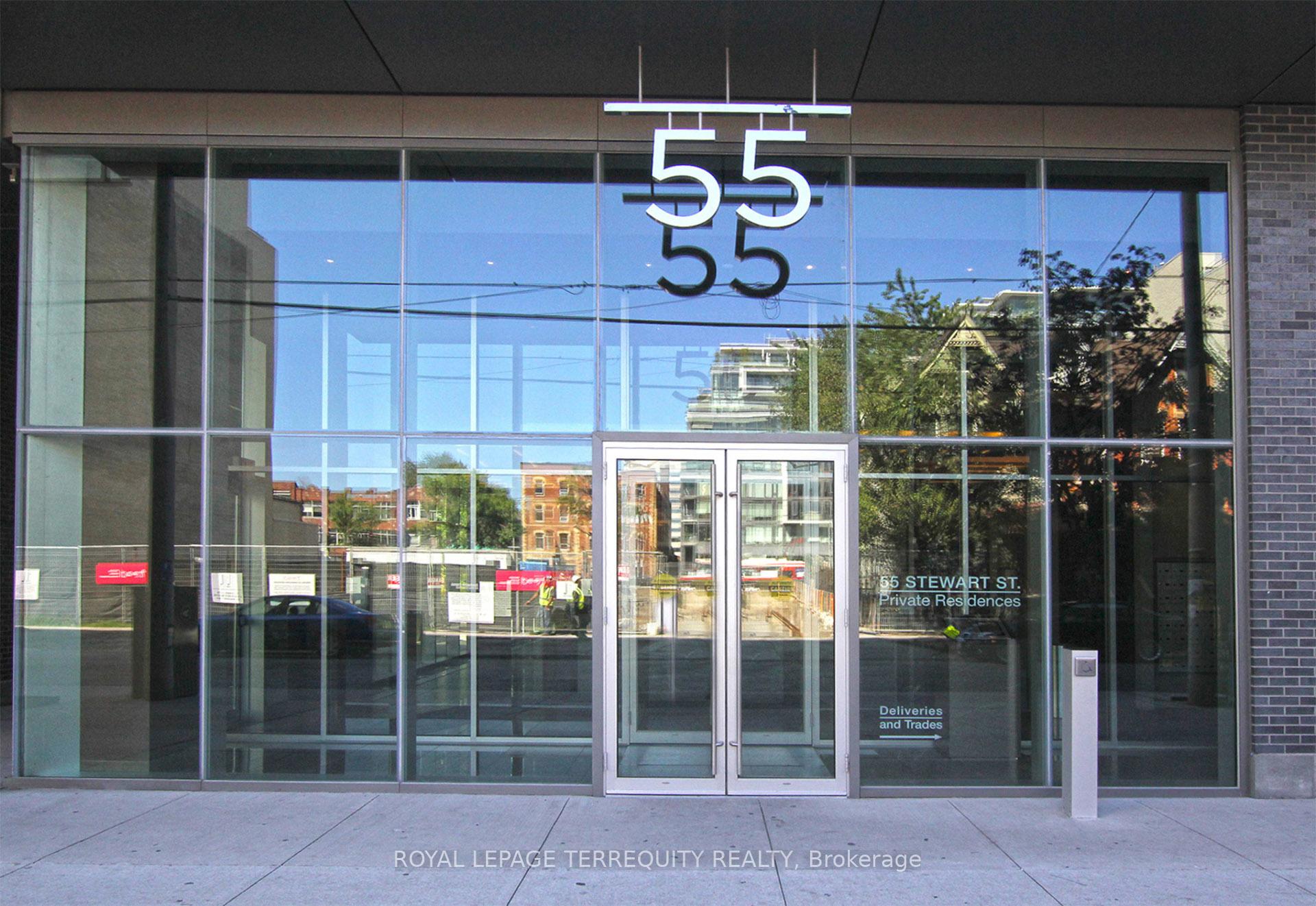 55 Stewart Street 902, Toronto C01, ON M5V 2V1