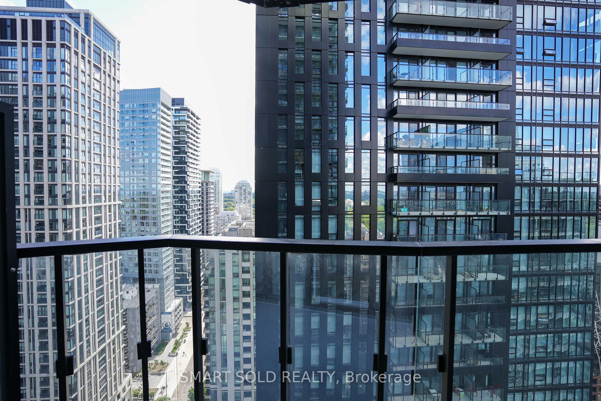 110 Broadway Avenue 2504, Toronto C10, ON M4P 1V7