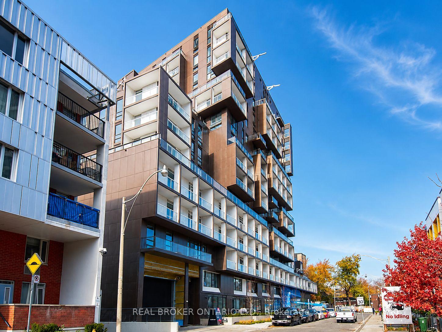 80 Vanauley Street 421, Toronto C01, ON M5T 0C9