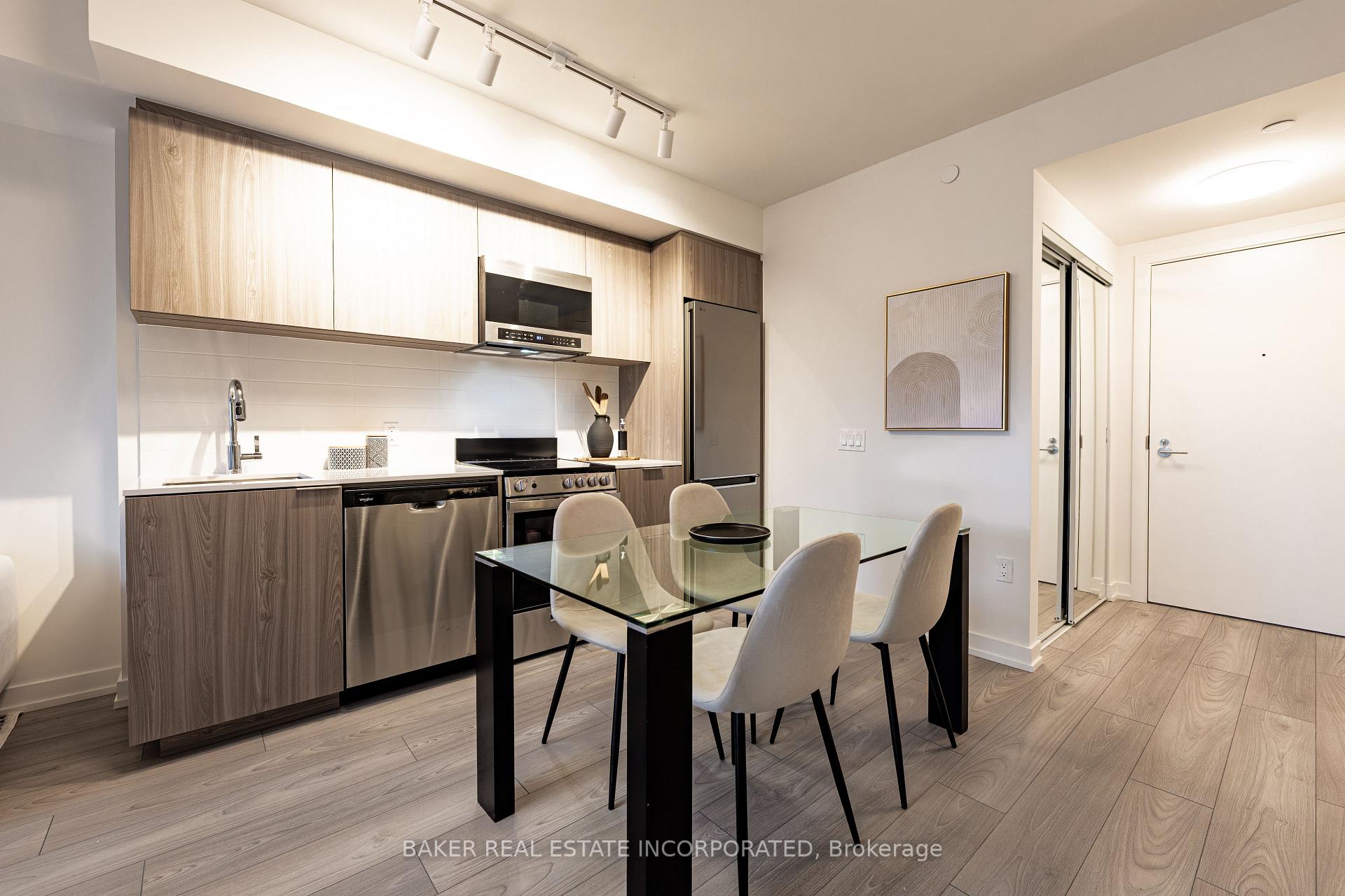 223 Redpath Avenue 807, Toronto C10, ON M4P 0E8