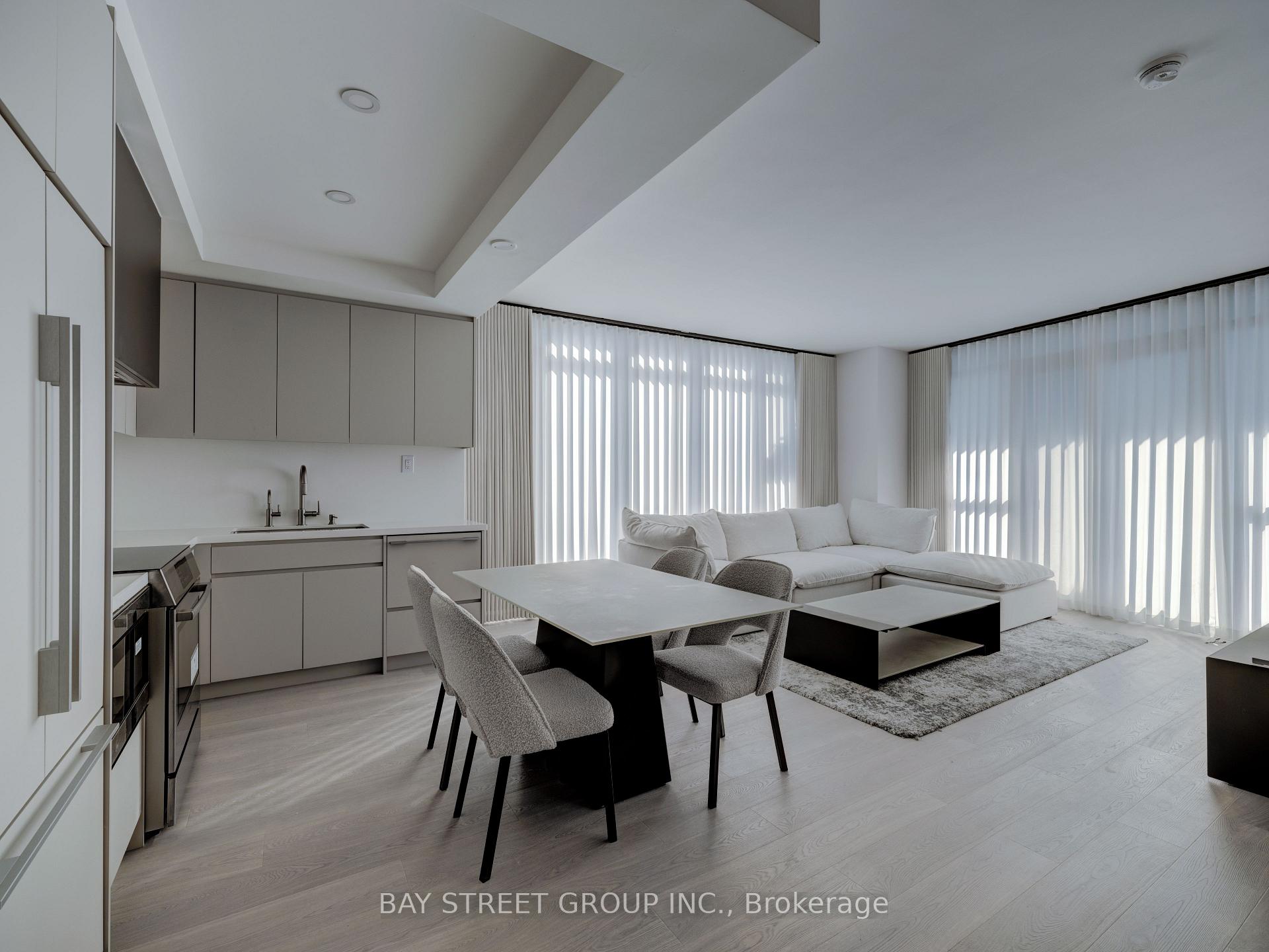 121 Mcmahon Drive 2209, Toronto C15, ON M2K 0C2
