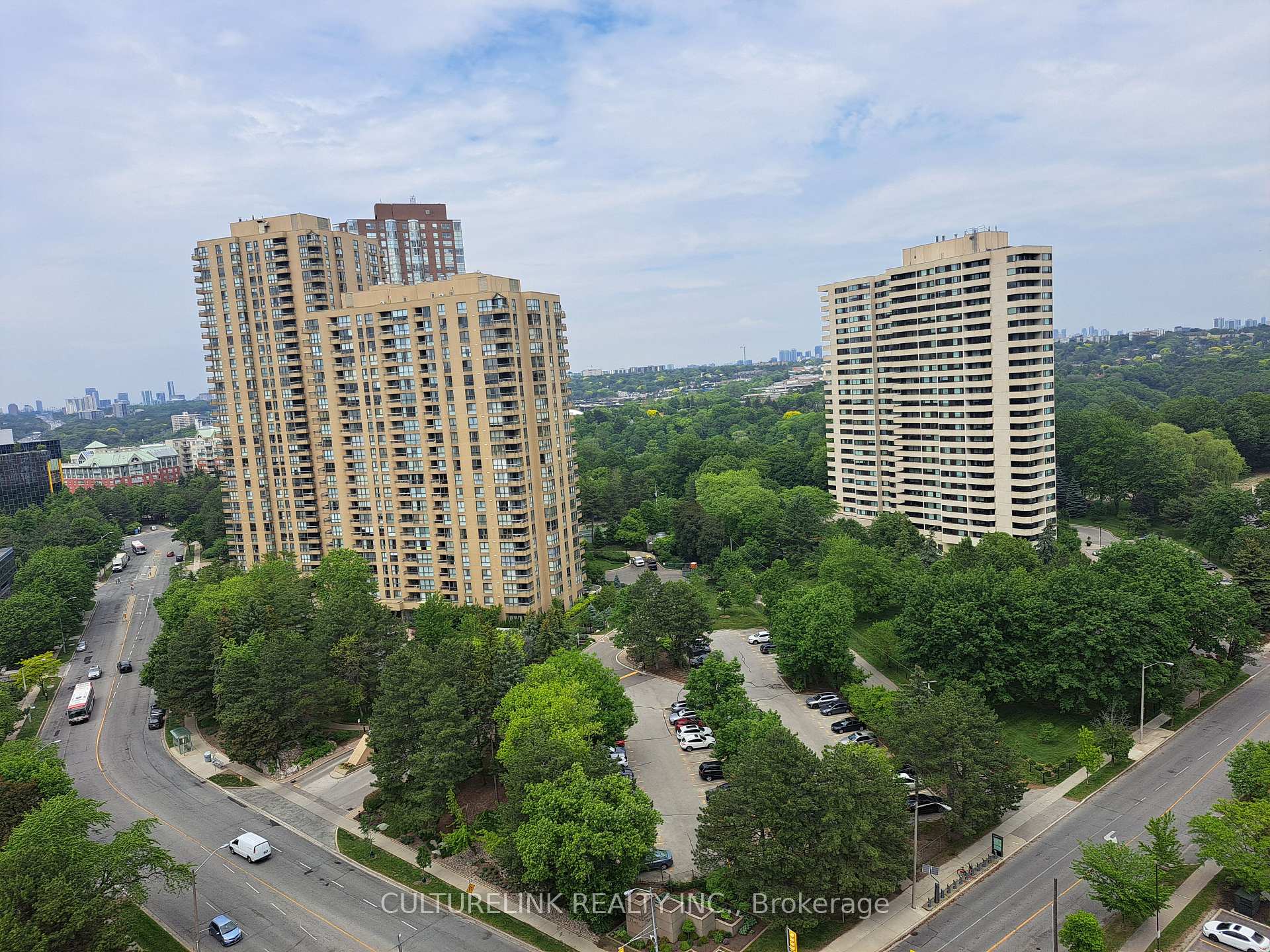 133 Wynford Drive 1701, Toronto C13, ON M3C 0J5