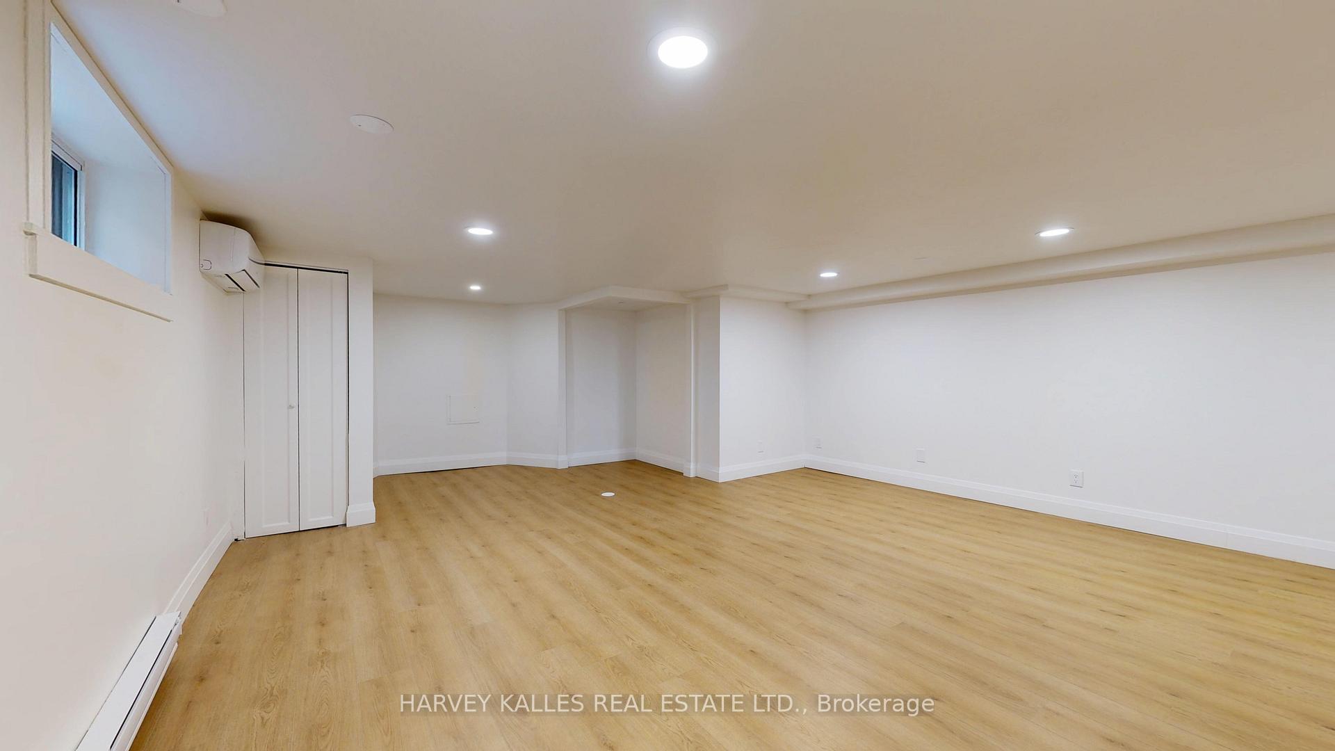 1216 Avenue Road 3, Toronto C04, ON M5N 2G4