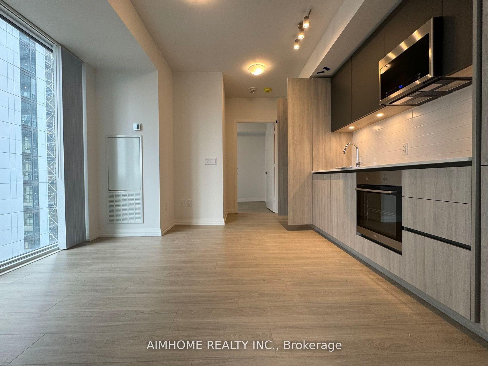 8 Widmer Street 2903, Toronto C01, ON M5V 0W6