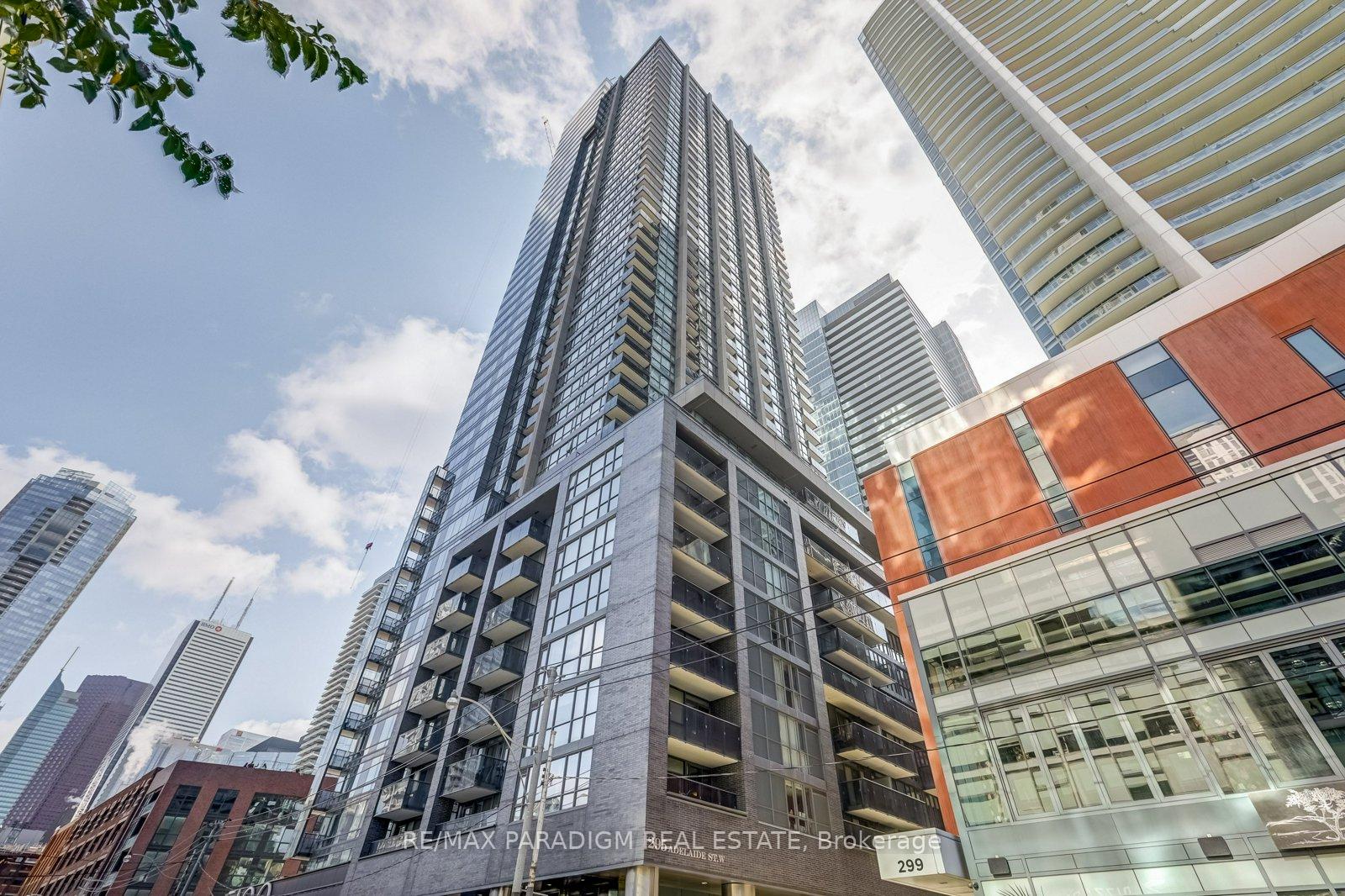 295 Adelaide Street W 3403, Toronto C01, ON M5V 0L4