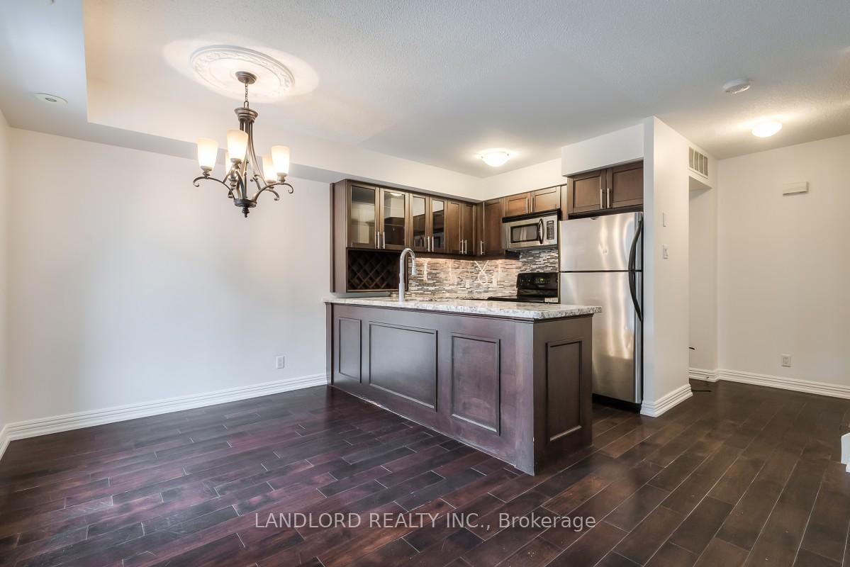 21 Pirandello Street 1215, Toronto C01, ON M6K 3P4