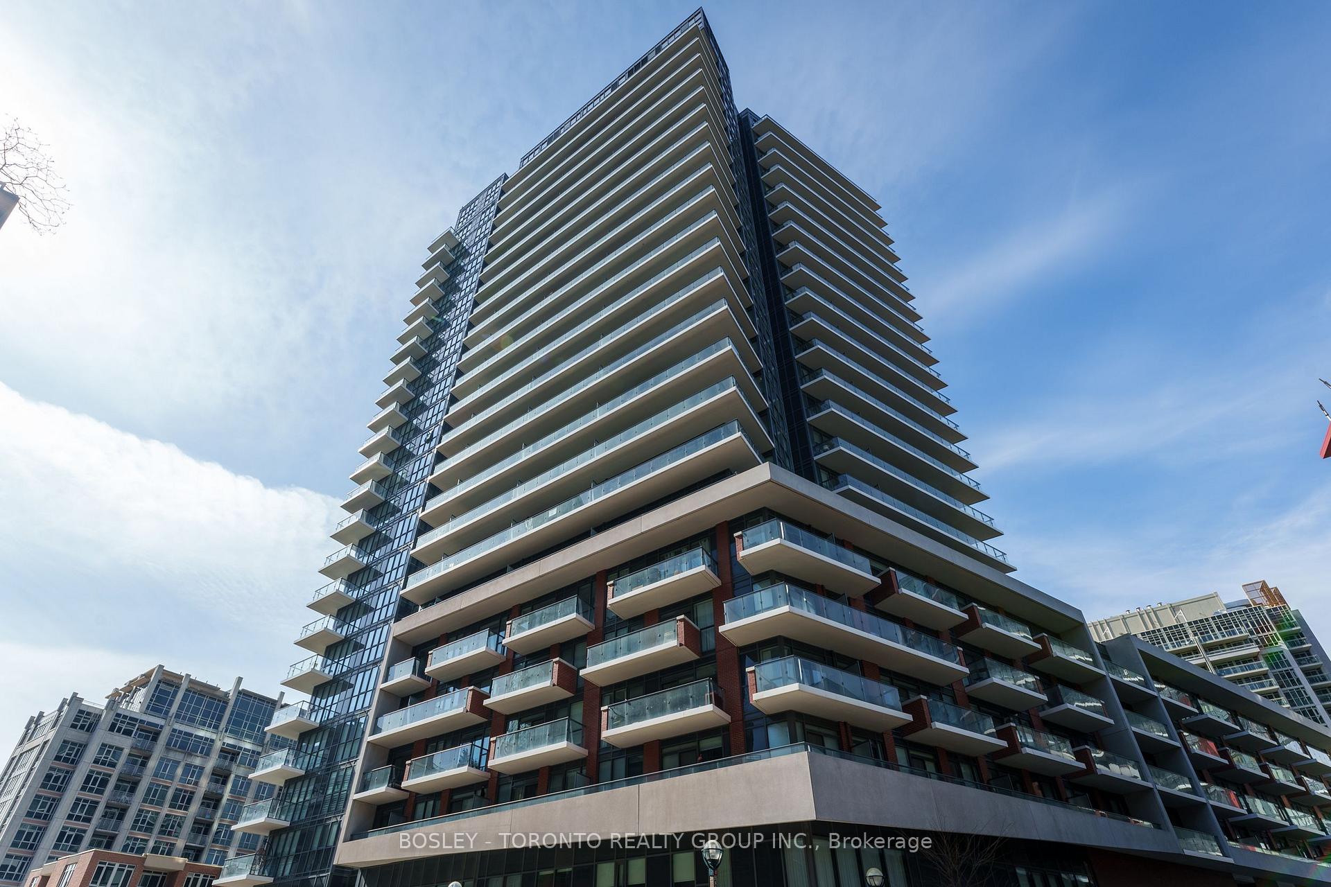 38 Iannuzzi Street 2002, Toronto C01, ON M5V 0S2