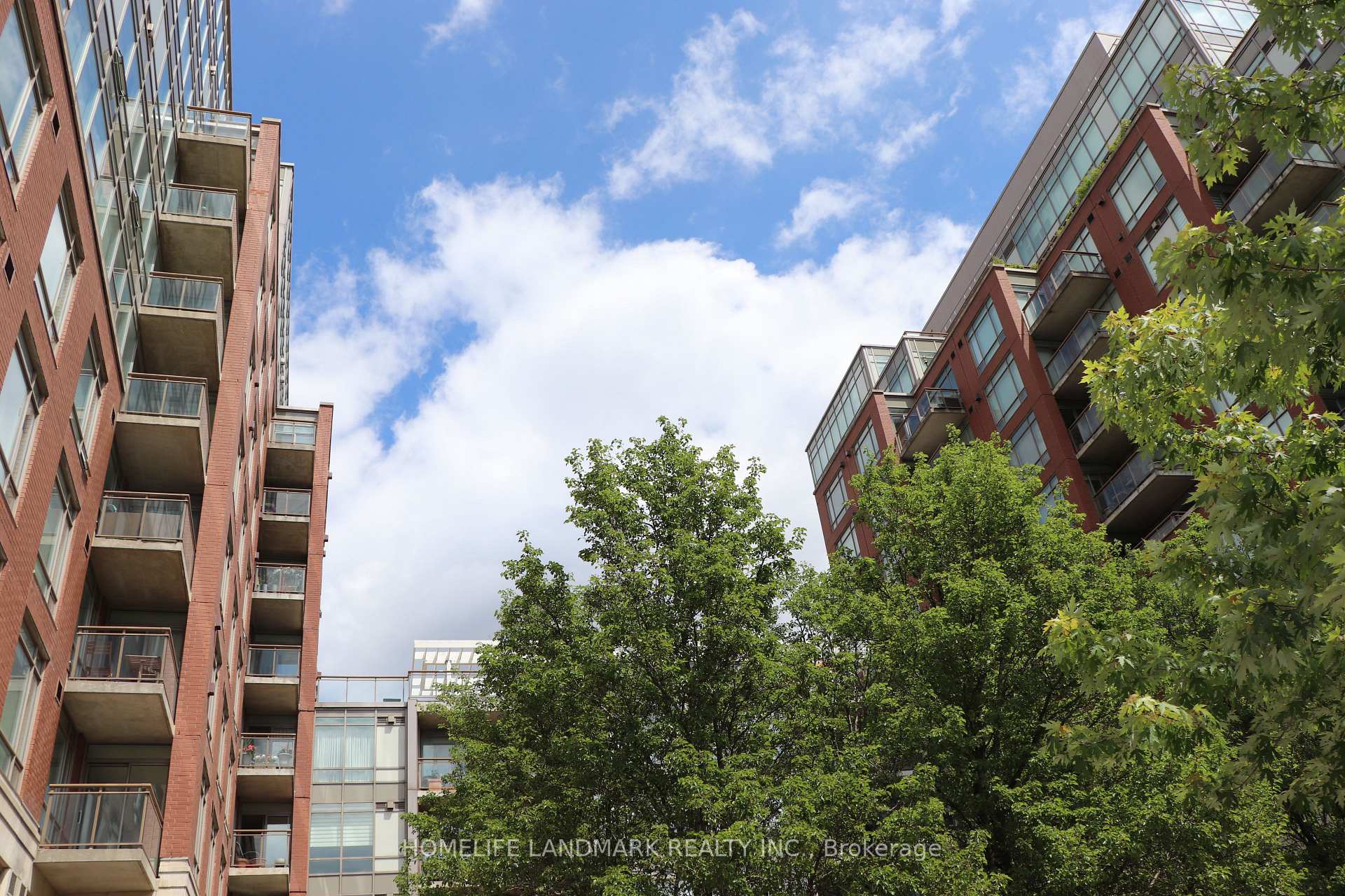 500 Queens Quay W 816E, Toronto C01, ON M5V 3K8