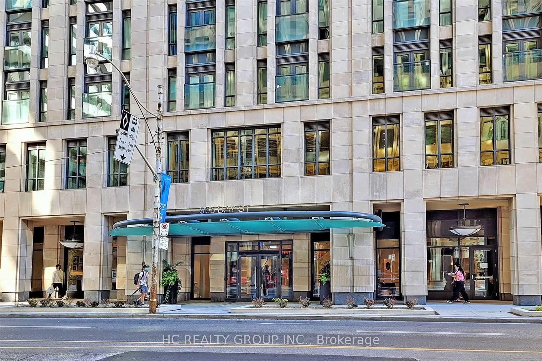 955 Bay Street W #801, Toronto C01, ON M5S 2A2