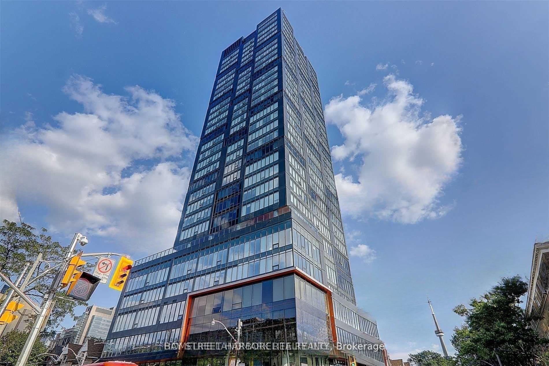 203 College Street 1307, Toronto C01, ON M5T 1P9