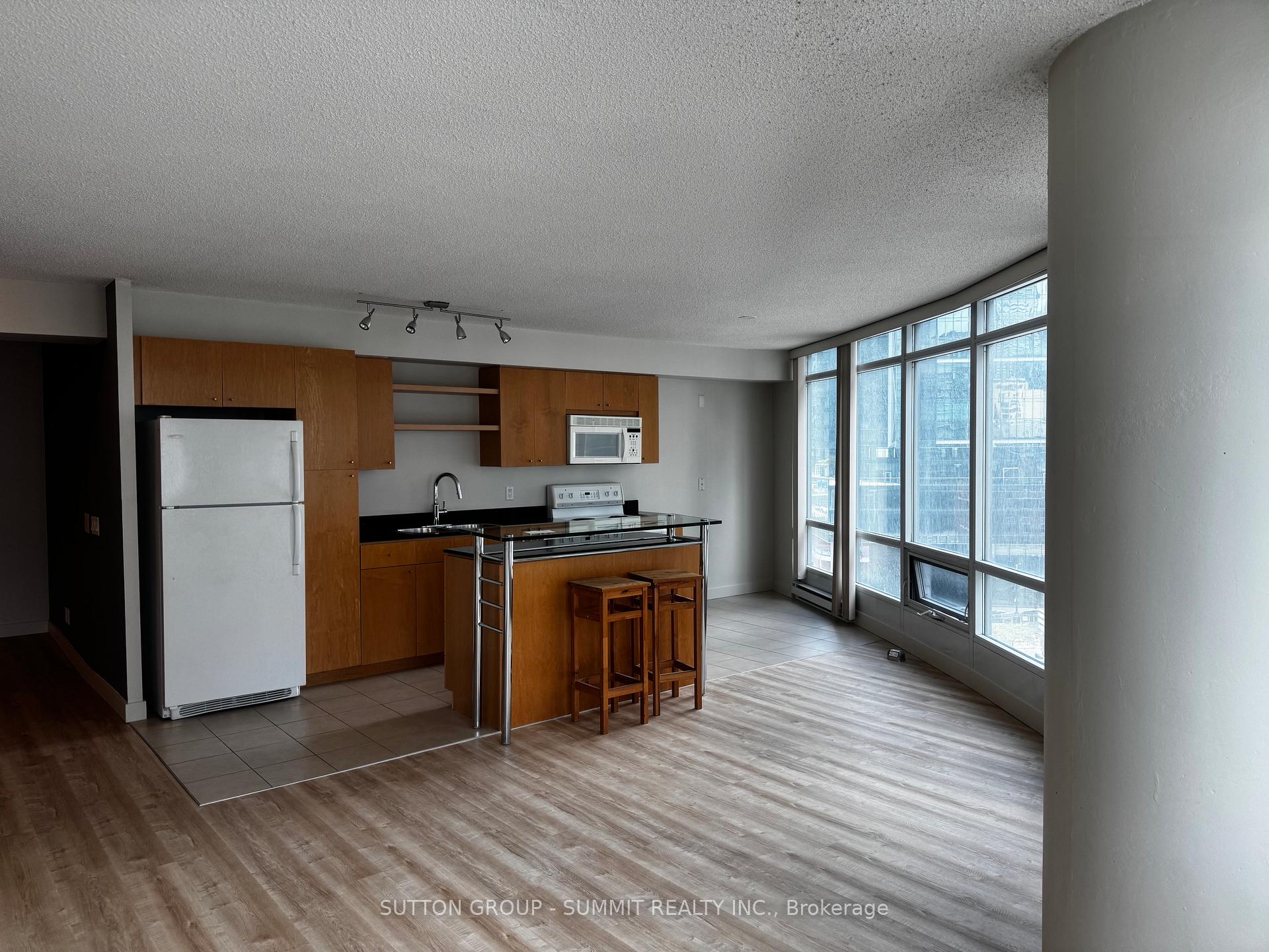 373 Front Street W 1510, Toronto C01, ON M5V 3R7