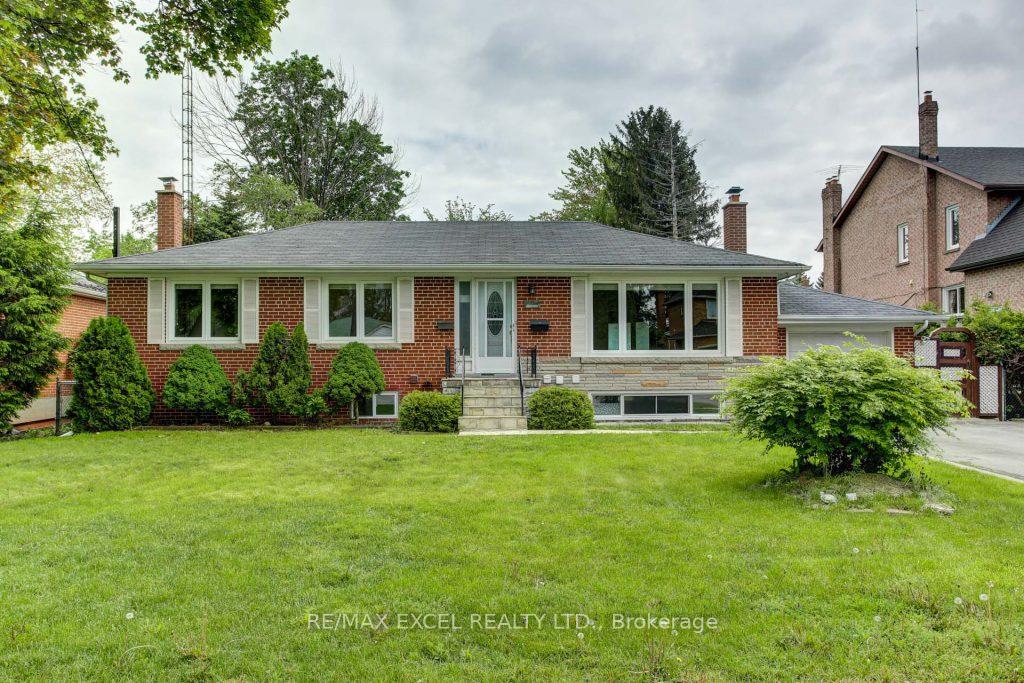 35 Urbandale Avenue, Toronto C14, ON M2M 2G9