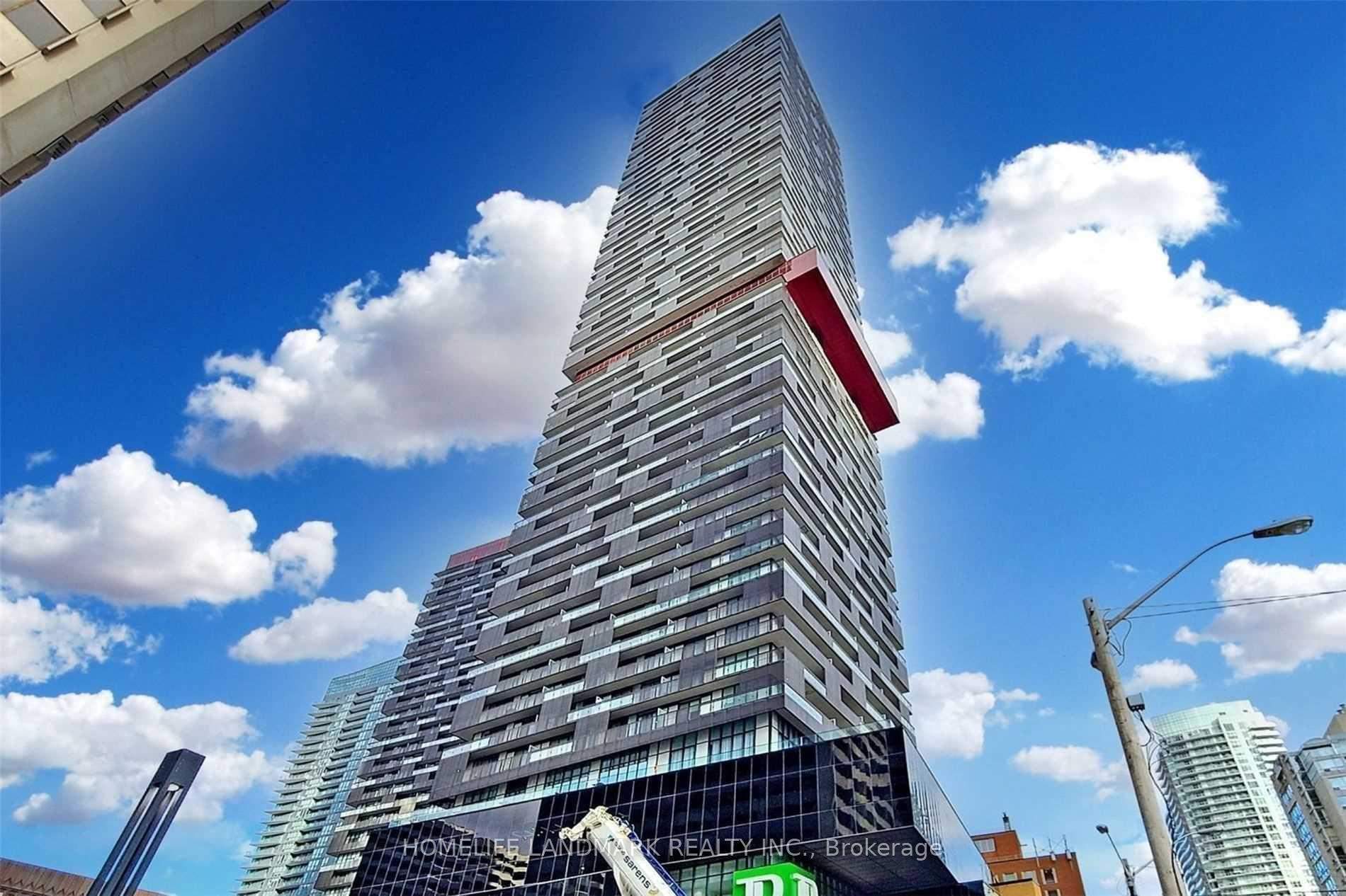 8 Eglinton Avenue E 4207, Toronto C10, ON M4P 0C1