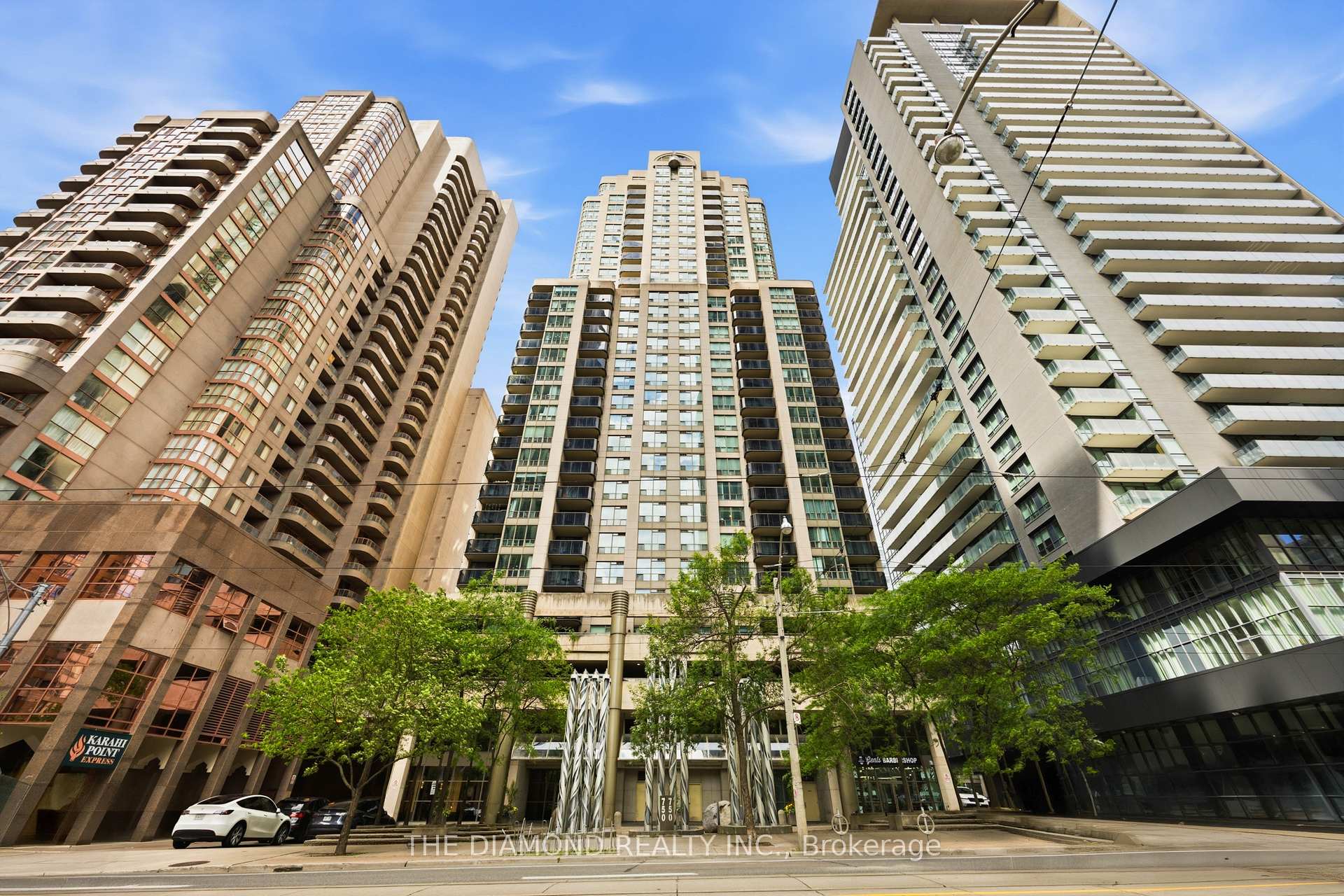 750 Bay Street 907, Toronto C01, ON M5G 1N6