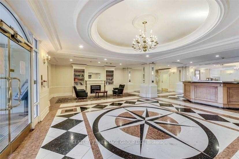 887 Bay Street 310, Toronto C01, ON M5S 3K4
