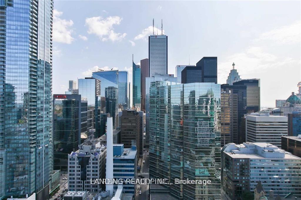 224 King Street W 2503, Toronto C01, ON M5H 1K4