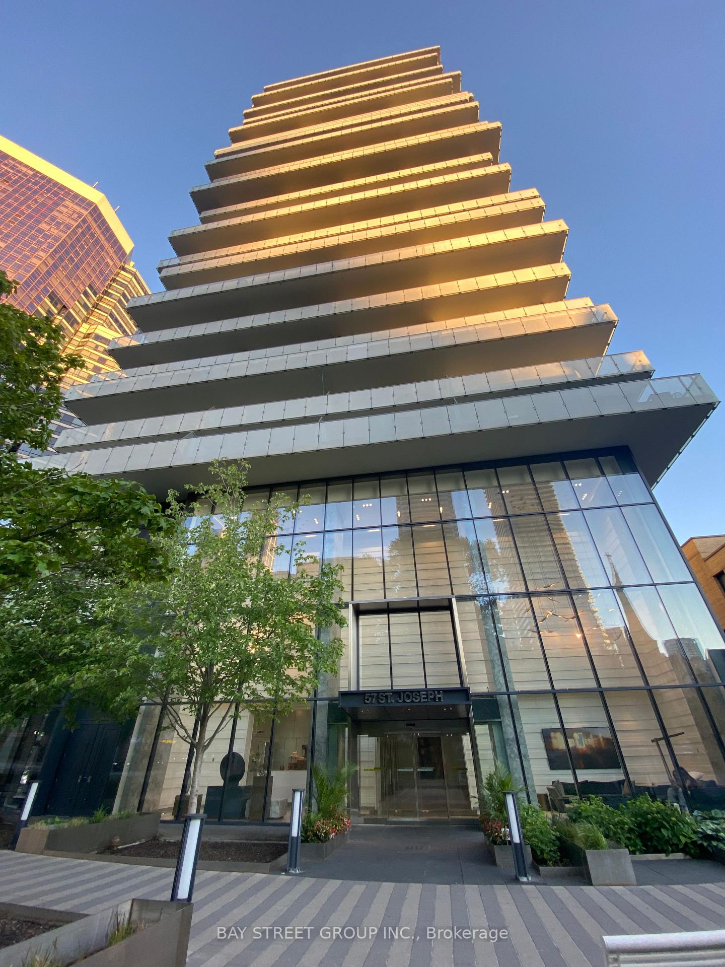57 St Joseph Street 1114, Toronto C01, ON M5S 0C5